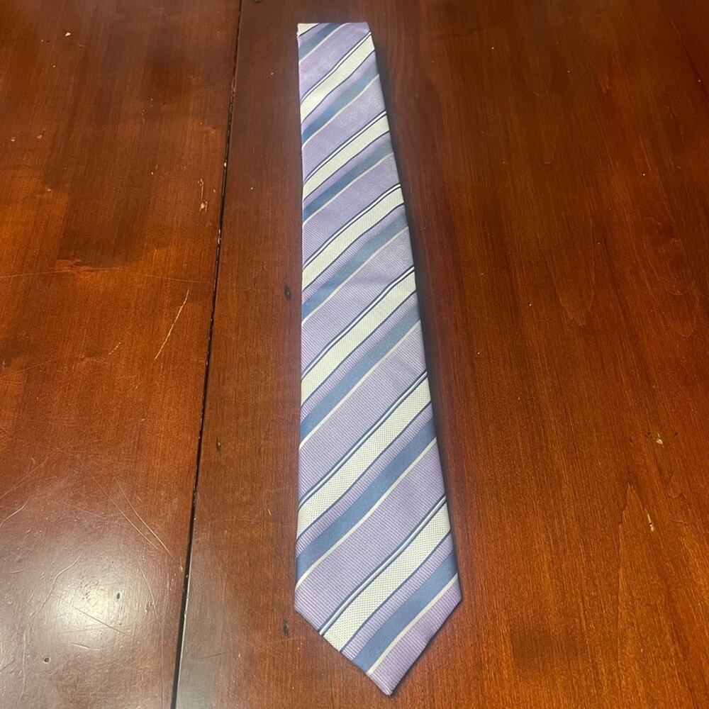 YSL Yves Saint Laurent Italian silk purple striped necktie